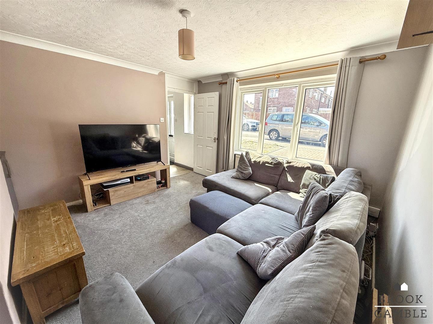 2 Bedroom House. Ashgate Road in Eastbourne,  9